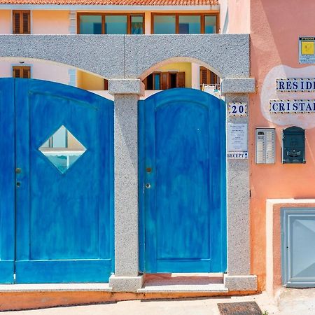 Apartments With Swimming Pool In Santa Teresa Di Gallura Exterior photo